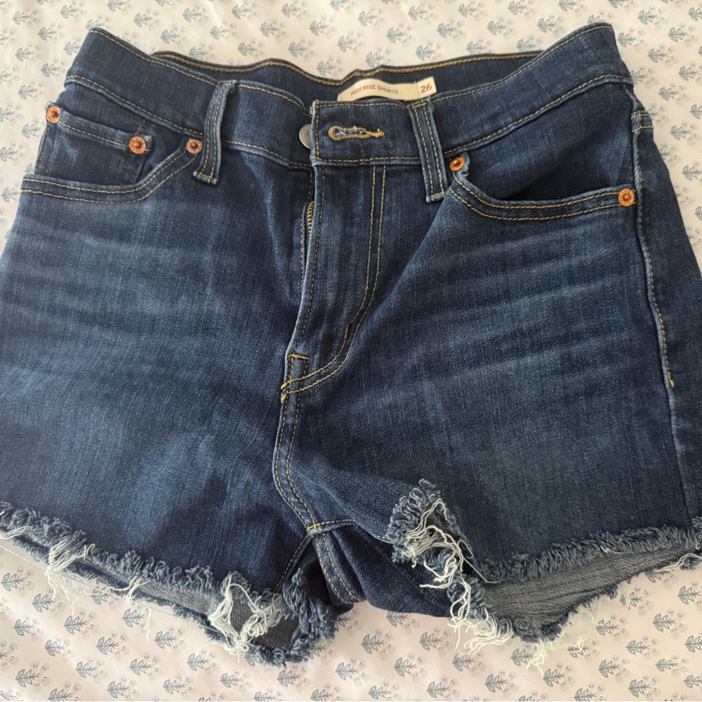 Levi high rise Denim Shorts